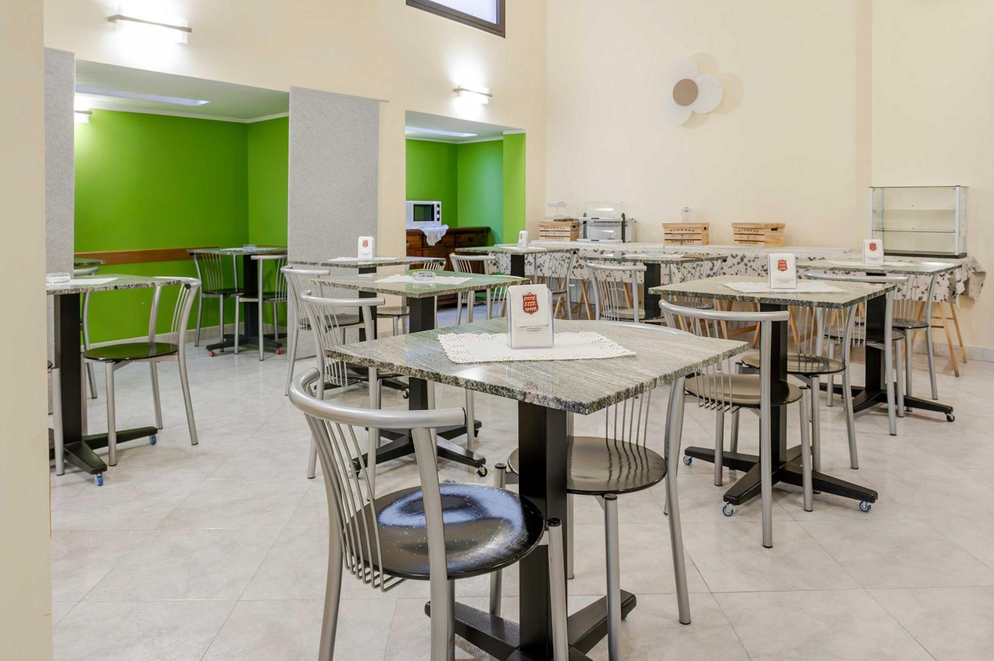 Hotel Posta - 3 Stars - Comfortable Stay In Ventimiglia Exterior photo