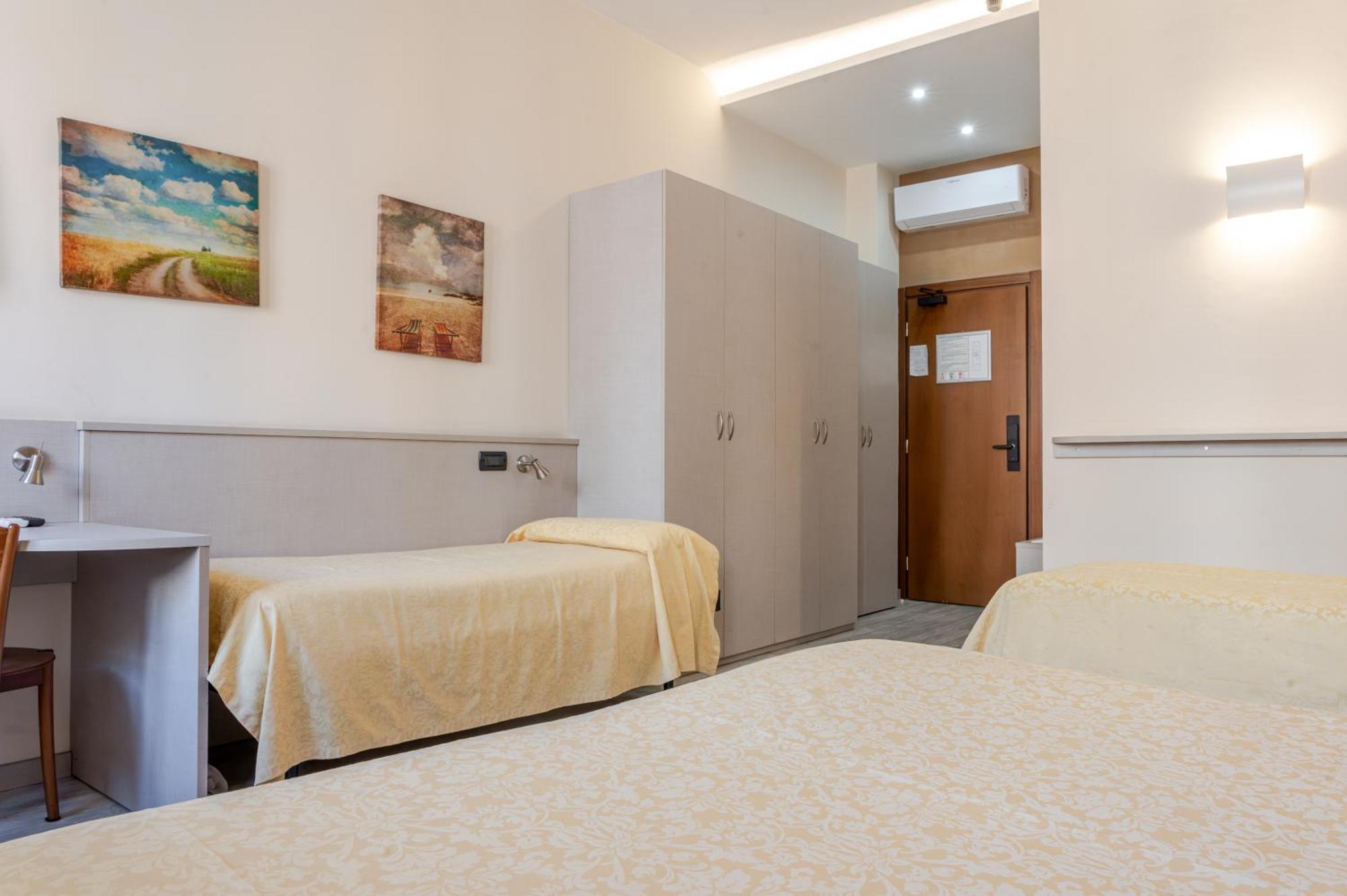 Hotel Posta - 3 Stars - Comfortable Stay In Ventimiglia Exterior photo