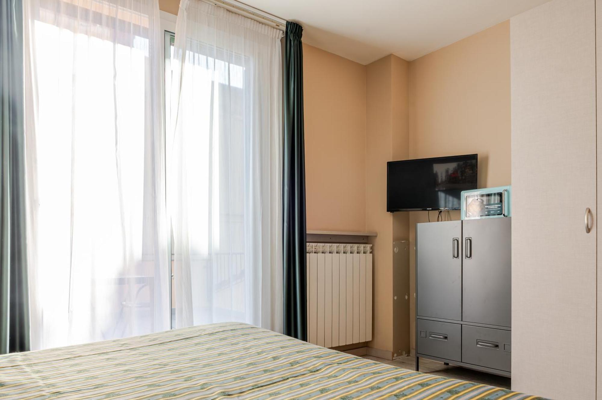 Hotel Posta - 3 Stars - Comfortable Stay In Ventimiglia Exterior photo