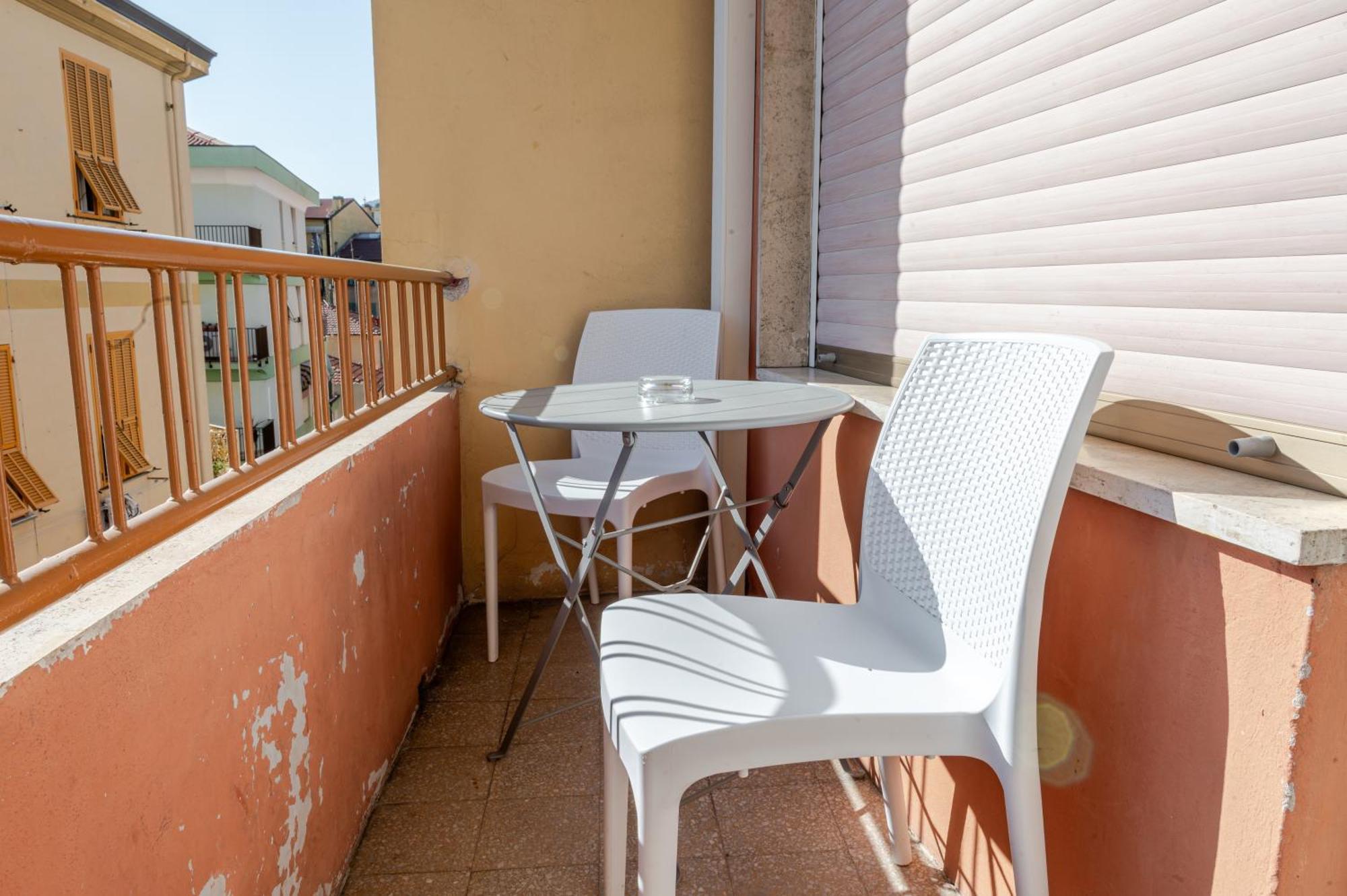 Hotel Posta - 3 Stars - Comfortable Stay In Ventimiglia Exterior photo